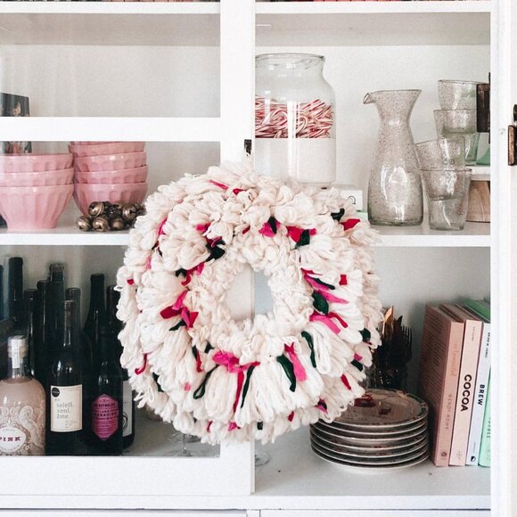 ISO Anthropologie Deidra Wreath - Picture 2 of 2